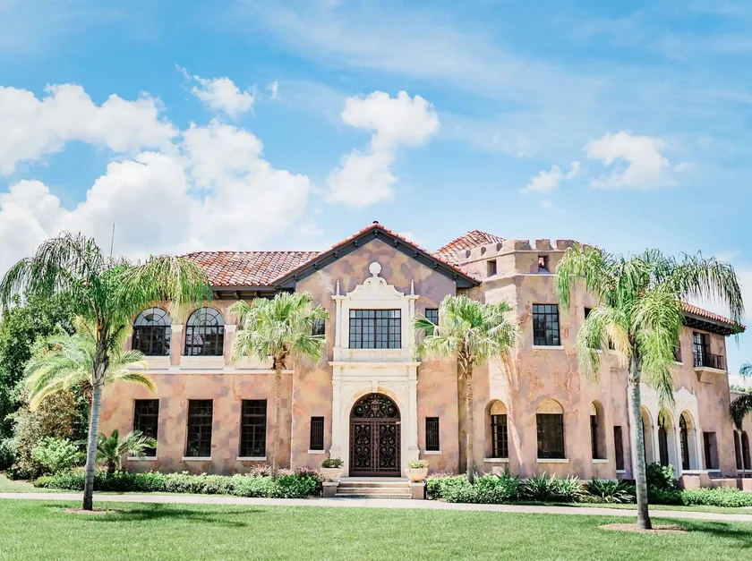 NEMT services in Howey-in-the-Hills, Florida